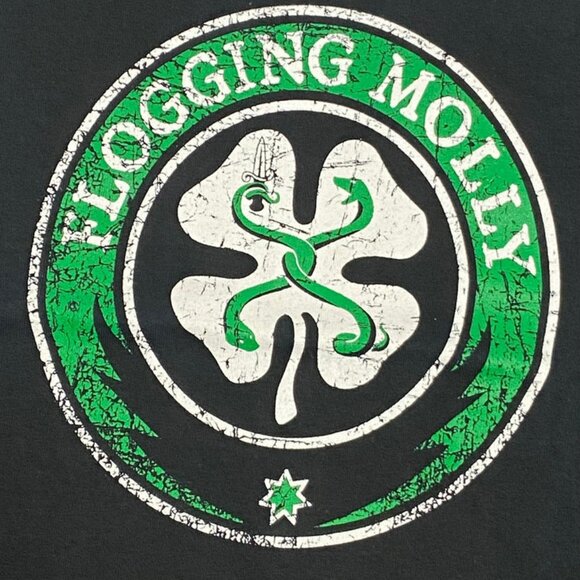 Flogging Molly Classic Distressed Logo NOS Adult M Black T-Shirt - Picture 2 of 7